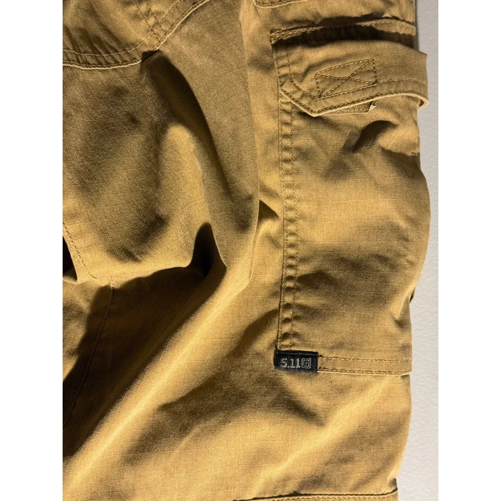 5.11 Tactical Stryke Pants Mens 32x31 Khaki Tan Flex-Tac Ripstop Cargo 74512-134